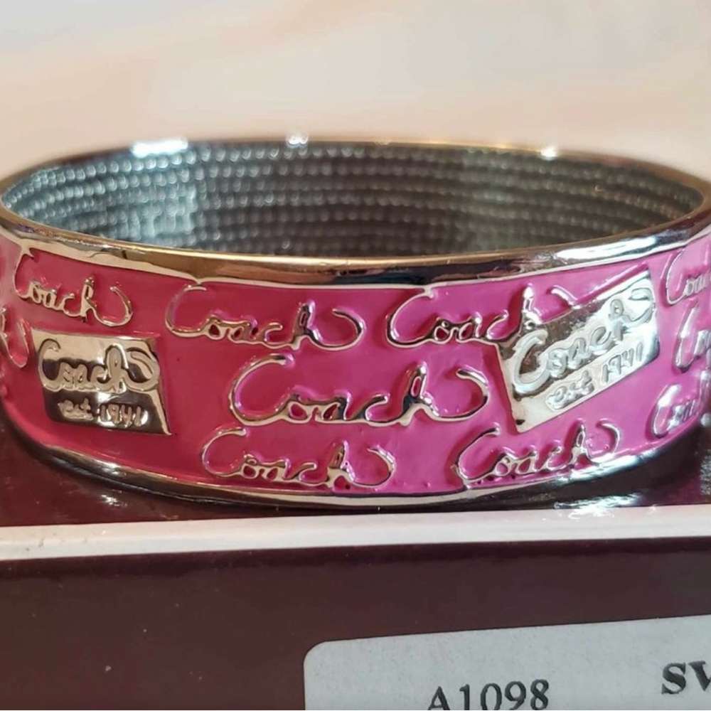 Coach Signature Pink and Silver Enamel Bangle Bracelet 💝